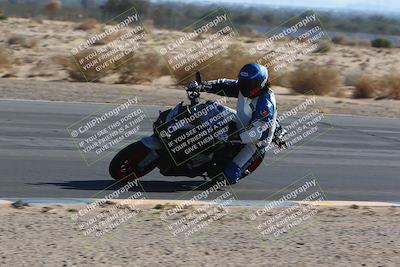 media/Jan-14-2024-SoCal Trackdays (Sun) [[2e55ec21a6]]/Turn 10 Inside (110pm)/